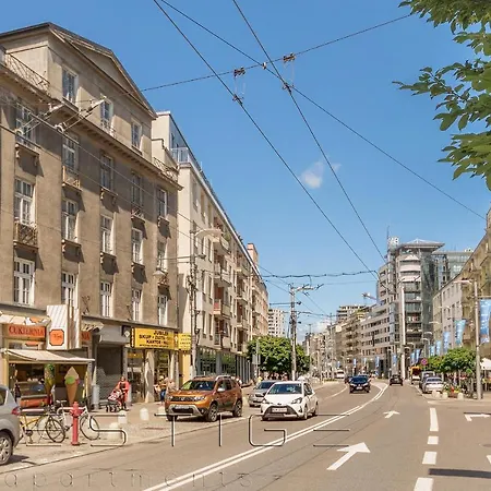 Apartament Loftowy Swietojanska Апартаменты