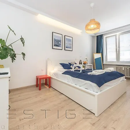 Апартаменты Apartament Loftowy Swietojanska