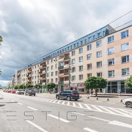 Apartament Loftowy Swietojanska * Гдыня