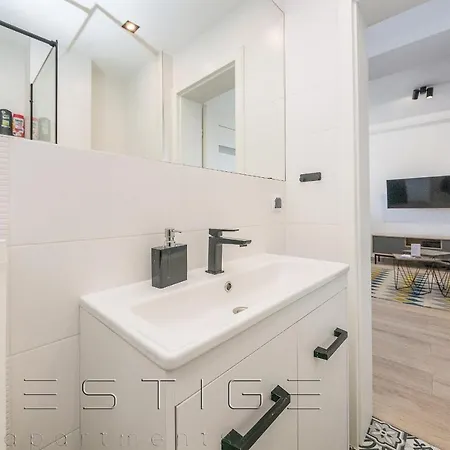 Апартаменты Apartament Loftowy Swietojanska Гдыня